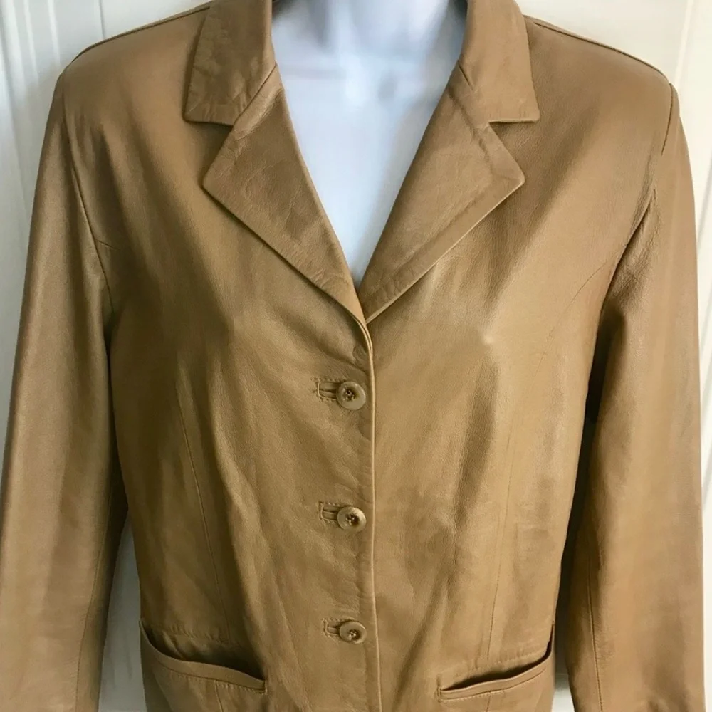 Vtg Women’s 44 10-12 Made in Italy Vera Pelle Tan Leather 4-Button Jacket in EUC - Picture 5 of 16